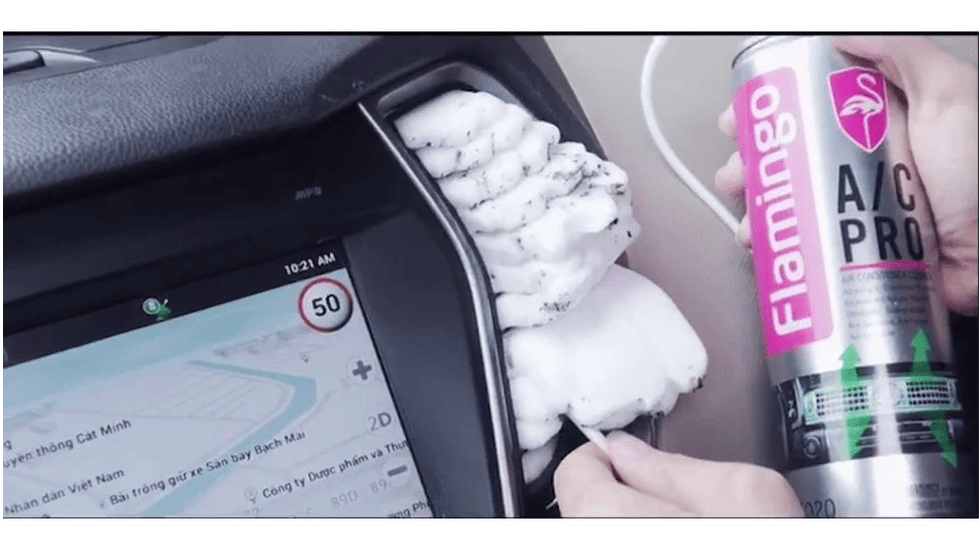 Xịt Khử Mùi Vệ Sinh Điều Hòa Ô Tô Flamingo F020 500ml